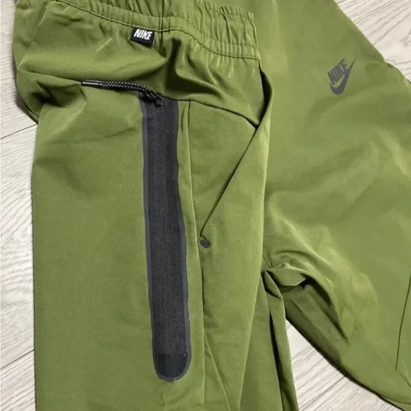 nike mens active pants
